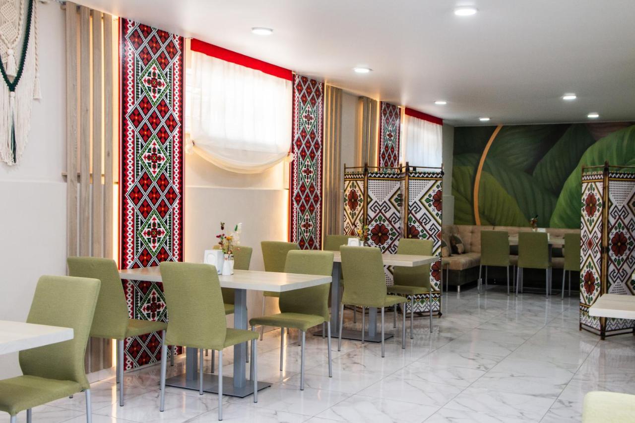 Гостинний Двір "Марія" Hotel Кропивницкий Екстериор снимка